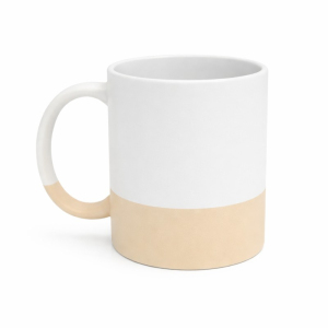 Kubek z beżowym spodem. Pojemność 330 ml, wysokość 95 mm, średnica 82 mm